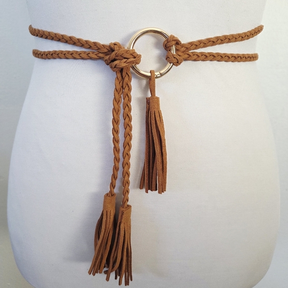 Braided brown belt with tassel decor - Picture 5 of 8
